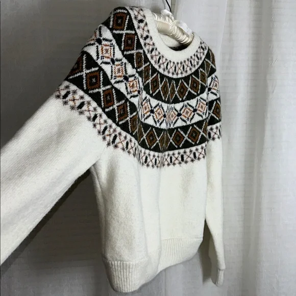 GROVE & HOLLOW Fair Isle Ivory Green Tan Navy Orange Crew Wool Blend Sweater